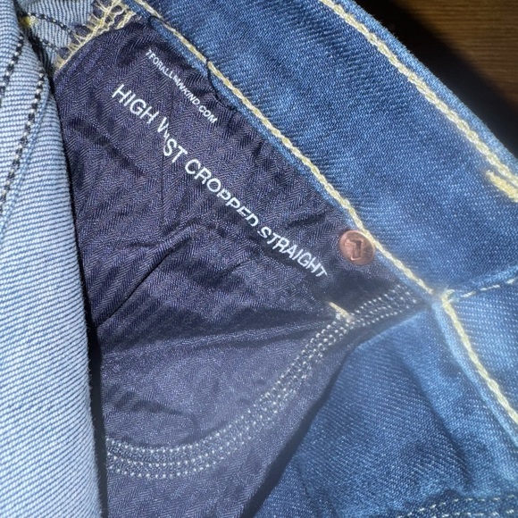 Seven for all Mankind High Waisted Cropped Straight Jeans with Chewed Hem - Picture 9 of 11